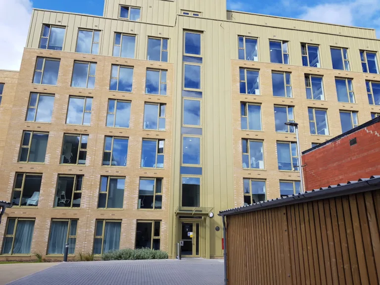 Entrance and outside view of one of Altido's pop-up hotels in Edinburgh